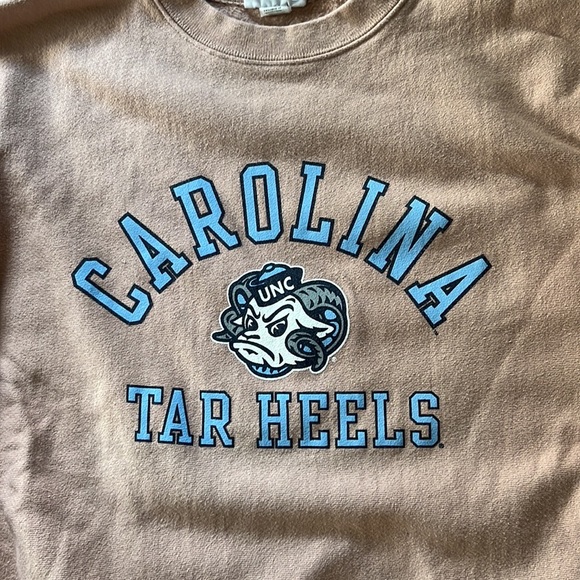 Champion UNC Tar Heels pink crew sweatshirt. Mens M. very good used condition. - Picture 3 of 6